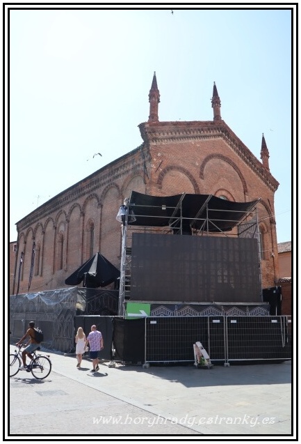 Ferrara_kostel_sv.Romana (bývalý)