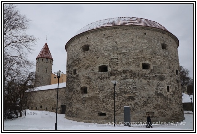 Tallinn_městské_opevnění_Reval_věž_Tlustá_Margarethe