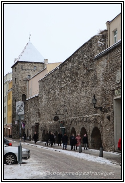 Tallinn_městské_opevnění_Reval_věž_Assauwe