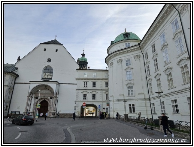 Innsbruck_Hofburg__03