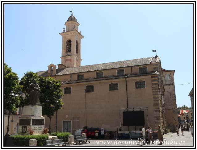 Albenga_kostel_sv.Marie_ve_Fontibusu__02
