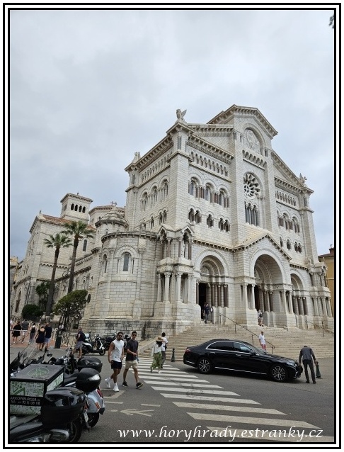 Monaco_katedrála_Neposkvrněné_Matky_Boží