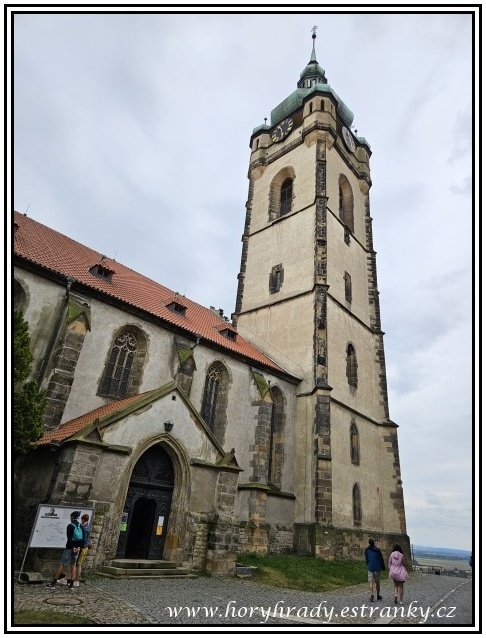 Mělník_kostel_sv.Petra_a_Pavla__02