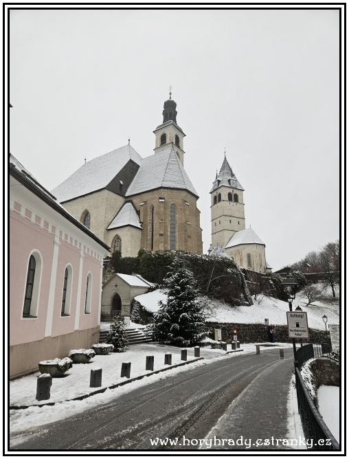 Kitzbühel_farní_kostel_sv.Ondřeje