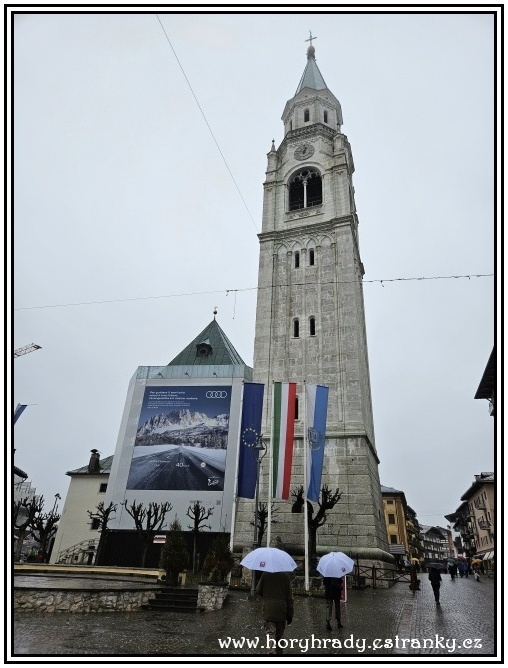 Cortina_d'Ampezzo_bazilika_sv.Filipa_a_Jakuba__02