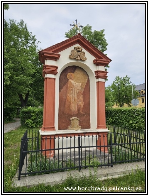 Kosmonosy_výklenková_kaple__b