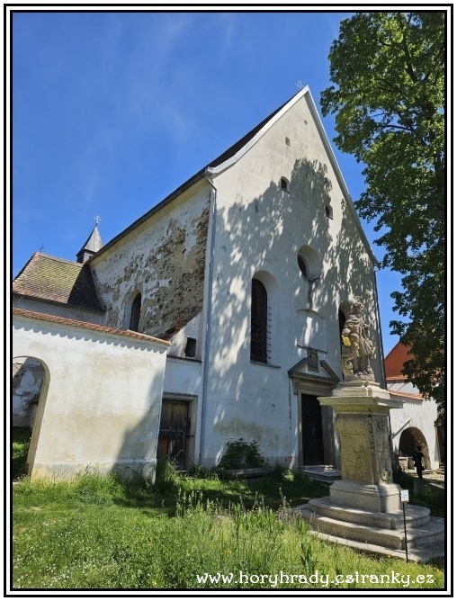 Horšovský_Týn_kostel_sv.Víta_Václava_a_Vojtěcha
