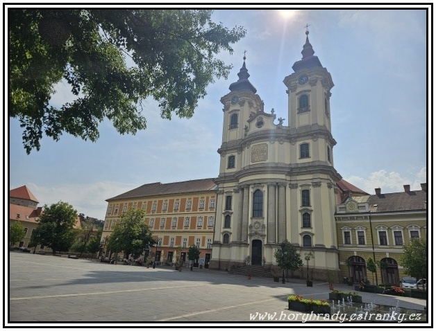 Eger_kostel_sv.Antonína_Paduánského