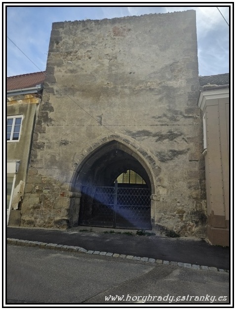 Retz_Nalbertova_brána