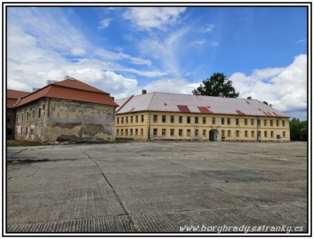 Komárno_Protiturecká_pevnost__01
