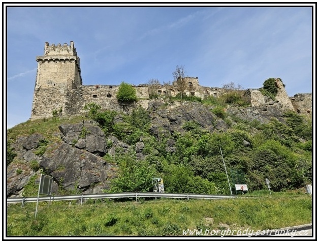 Weitenegg_zřícenina_hradu