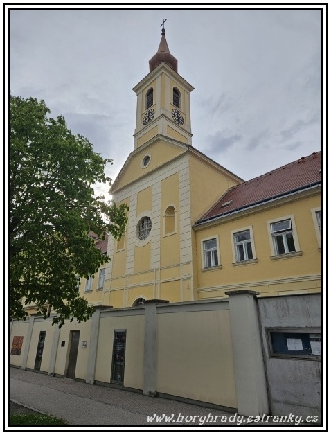 Stein_an_der_Donau_klášterní_kostel