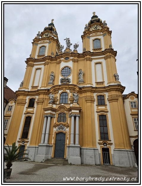 Melk_kostel sv.Petra_a_Pavla