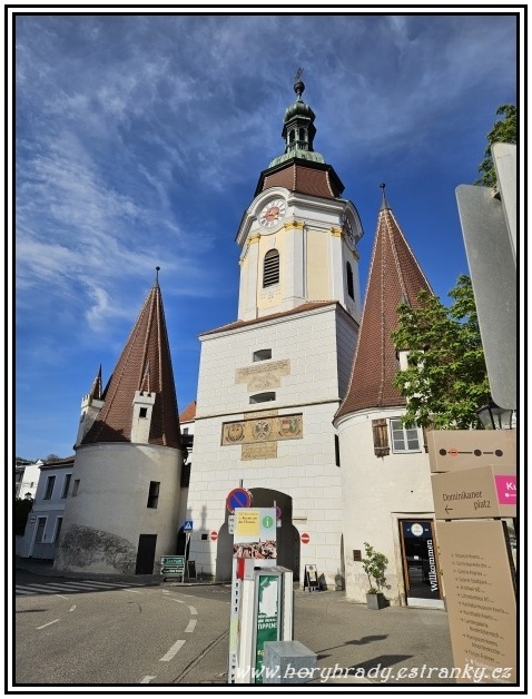Krems_an_der_Donau_Steinerova brána__01