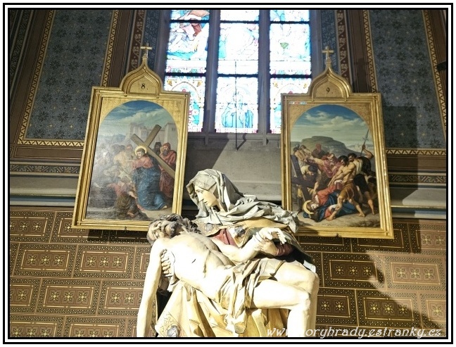 Praha_Vyšehrad_bazilika_sv_Petra_a_Pavla__06