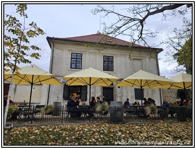 Praha_staré_děkanství__01 (Vyšehrad)