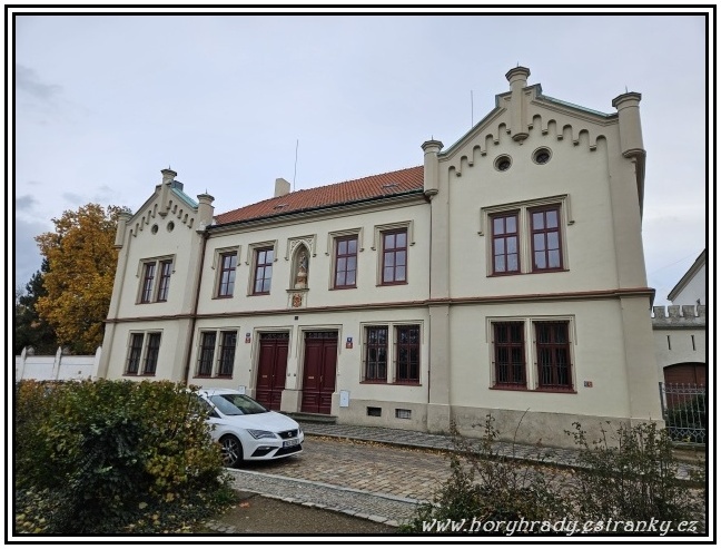 Praha_kanovnický_dům (Vyšehrad)