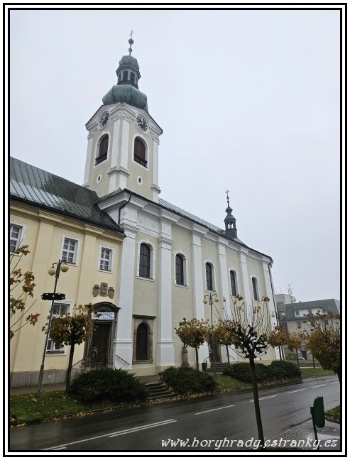 Nové_Město_nad_Metují_kostel_Narození_Panny_Marie