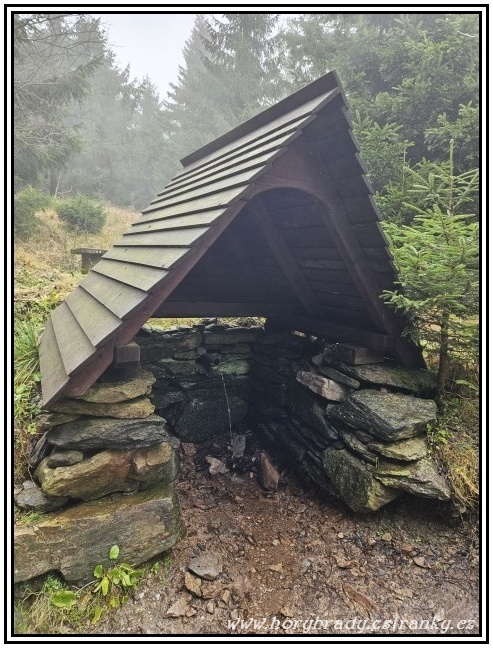 studánka_Pod_Velkou_Deštnou
