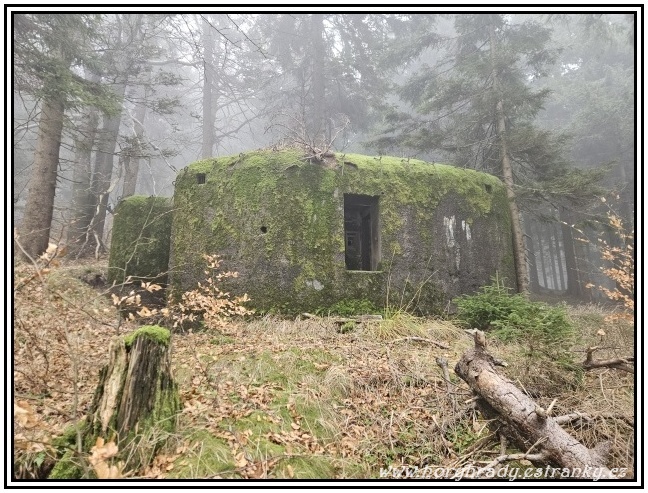 Lehké_opevnění_vz.37_X-11-A-180__01