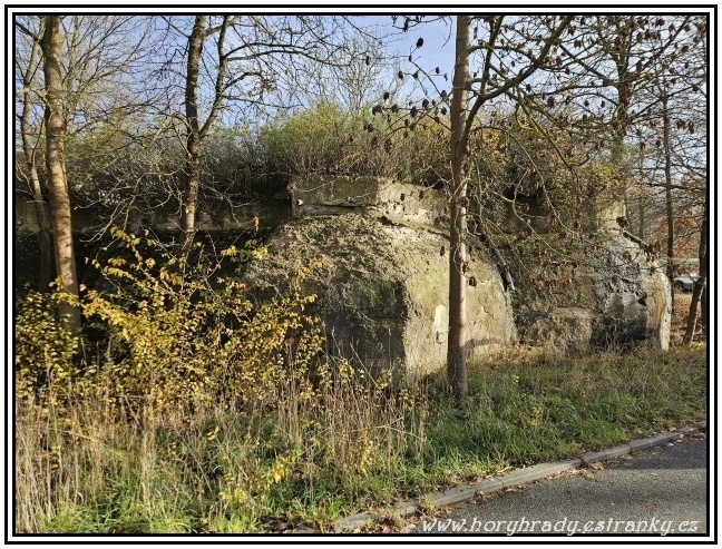 (12242)Plzeň_zodolněný_sklad_PHM__01