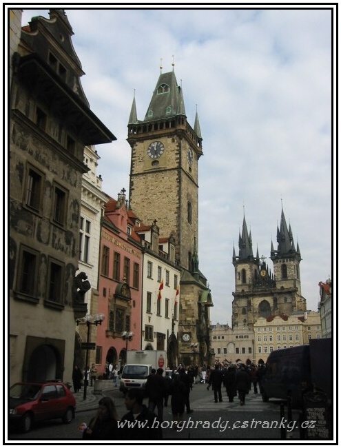 Praha_kostel_Panny_Marie_před_Týnem_a_staroměstská_radnice (Staré Město)
