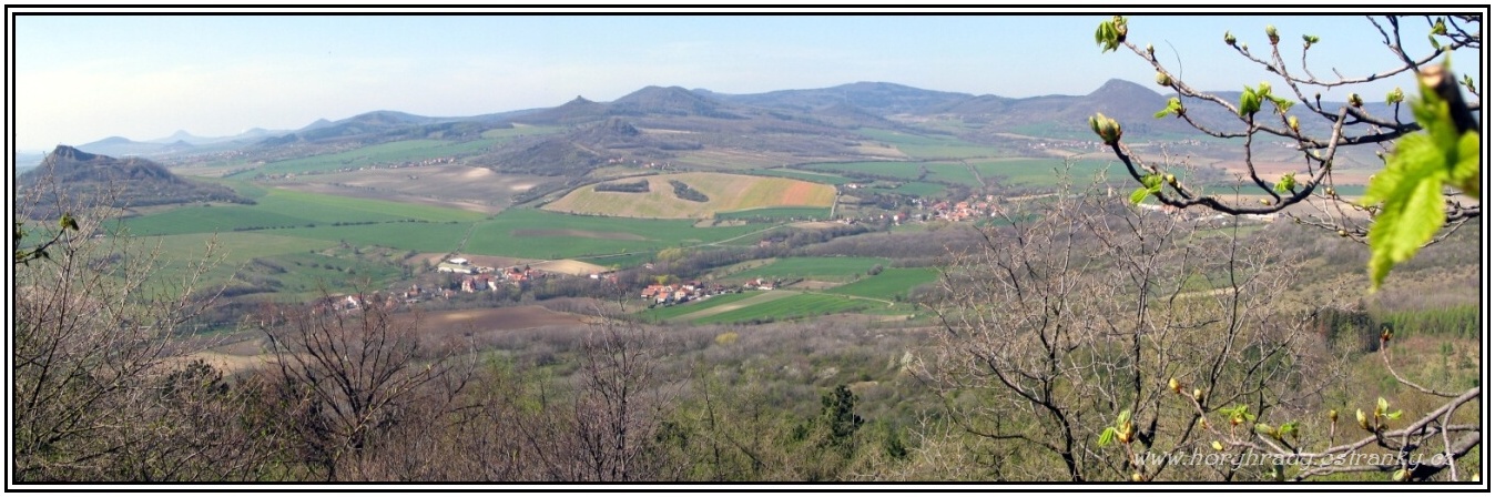 Košťálov_panorama_Oltářík_2007