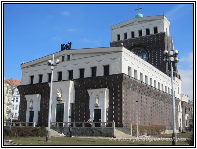 Praha_kostel_Nejsvětějšího_Srdce_Páně (Vinohrady)