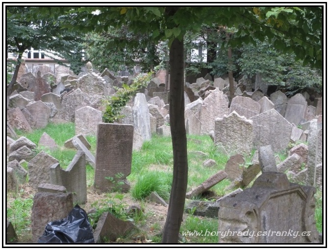 Praha_židovský_hřbitov_starý__02 (Josefov)