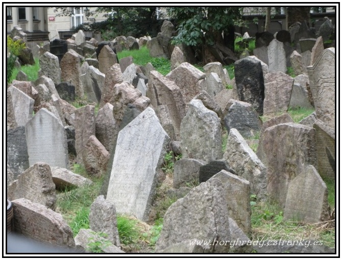 Praha_židovský_hřbitov_starý__01 (Josefov)