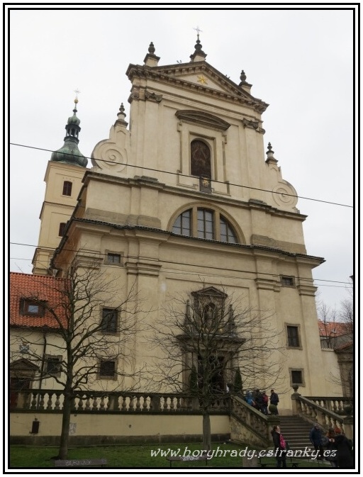 Praha_kostel_Panny_Marie_Vítězné_a_sv.Antonína_Paduánského__01 (Malá Strana)