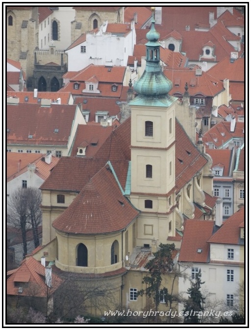 Praha_kostel_Panny_Marie_Vítězné_a_sv.Antonína_Paduánského__02 (Malá Strana)