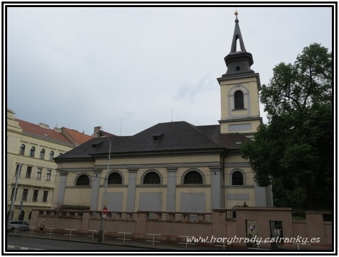 Praha_kostel_Nejsvětější_Trojice__01 (Smíchov)