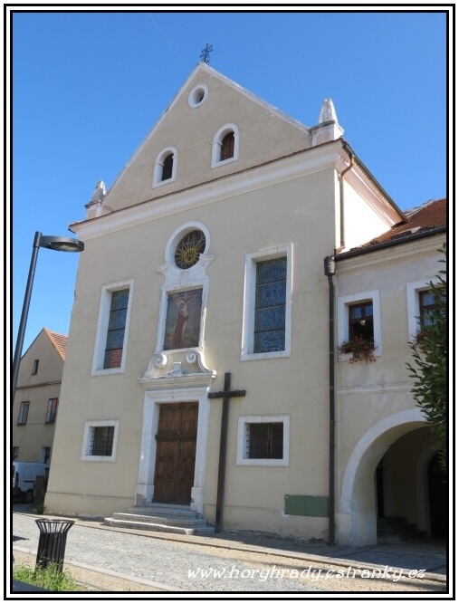 Mělník_kostel_Čtrnácti_svatých_pomocníků__01