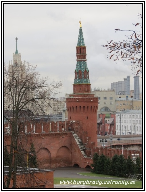 Moskva_Kreml_věž_Beklemiševská