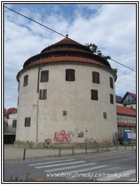Maribor_soudní_věž