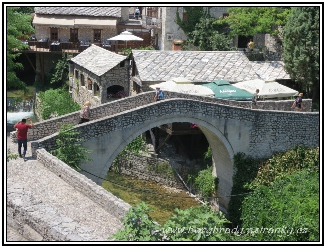 Mostar_Křivý_most