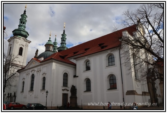 Praha_kostel_Nanebevzetí_Panny_Marie (Hradčany)