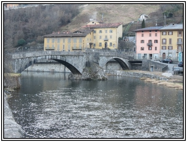San_Pellegrino_středověký_most