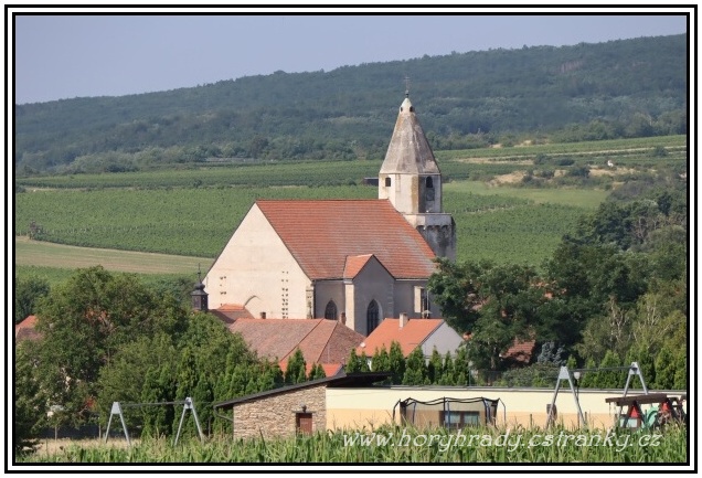 Hnanice_kostel_sv.Wolfganga__01