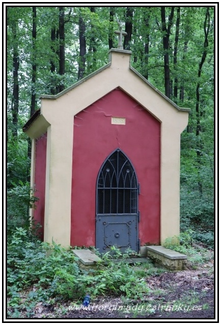 Hrádek_u_Nechanic_kaple__a