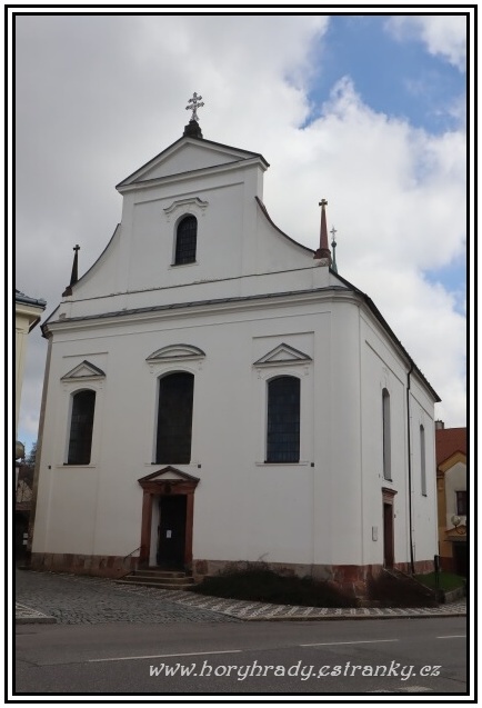 Lomnice_nad_Popelkou_kostel_sv.Mikuláše__02